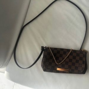 Louis Vuitton FAVORITE PM